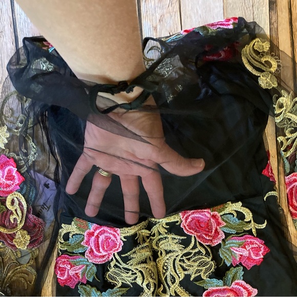 NWT L’Atiste by Amy Black Sheer Embroidered Floral Lined Pencil Dress S side zip - Picture 6 of 12